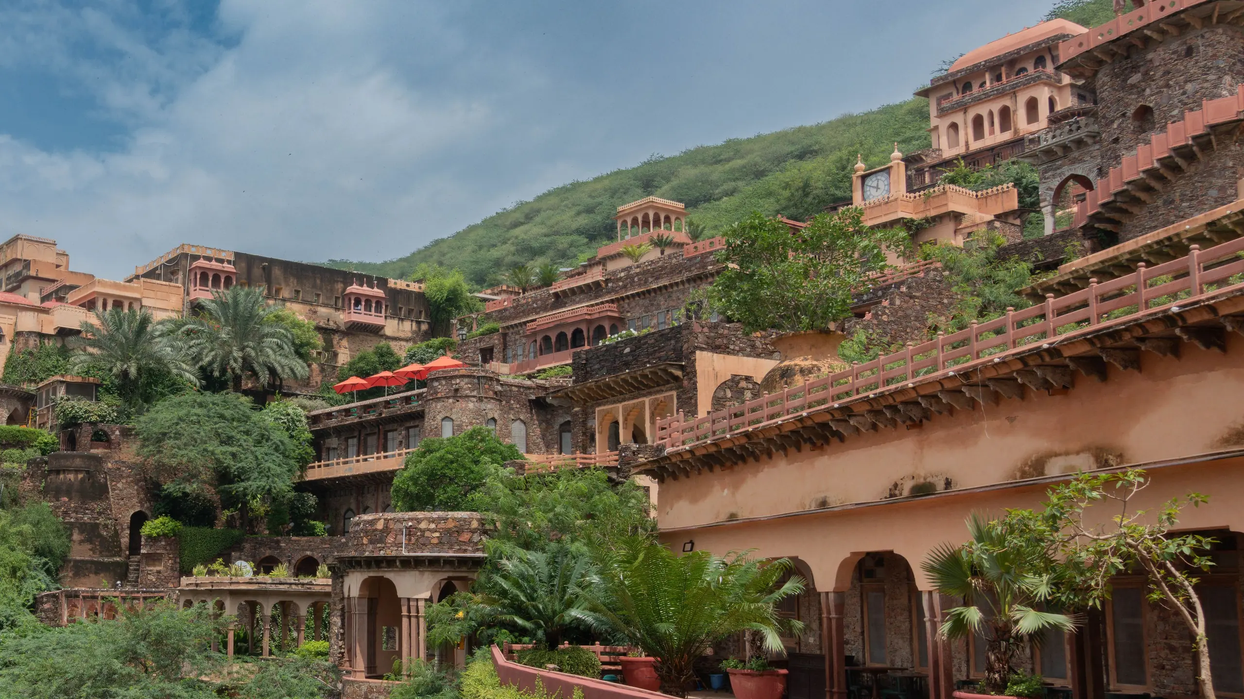The terraces and rooms of Neemrana Fort Palace stepping up the hill